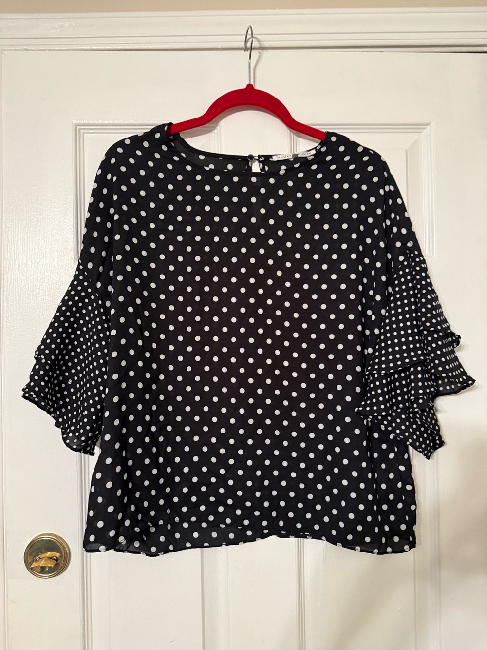 Violet & Claire Black and White Polka Dot Ruffle Sleeve Blouse